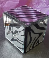 mirrored mini box zebra