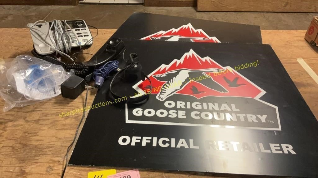 Goose Country Signs, Phone, Headset