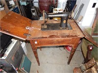 Singer Sewing Machine in Cabinet Needs TLC
