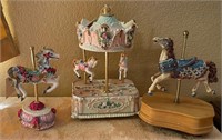 F - LOT OF COLLECTIBLE CAROUSEL FIGURINES (A33)