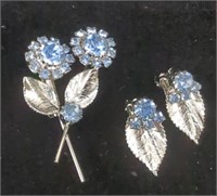 Mid Century Ice Blue Gem Flower Brooch With