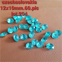 CZECH VTG 12x10MM FOILED OVAL CRYSTAL-GLASS AQUAM.