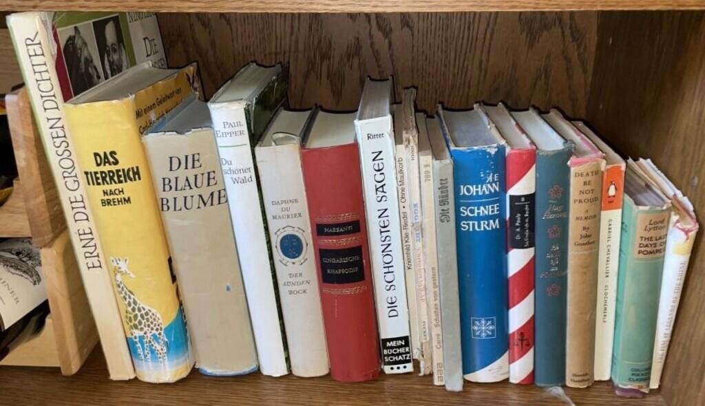 Vintage Shelf Lot of Books: Das Tierreich