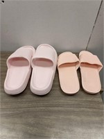 ADULTS SLIPPERS SIZE 42-43 & 40-41