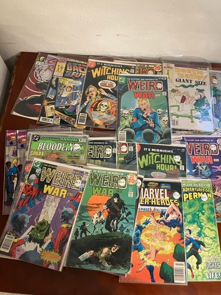 LOT OF 28 COMIC BOOKS MULTIPLE GENRES