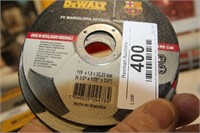 DEWALT 4-1/2" CUTTING DISC  (APPROX 30)