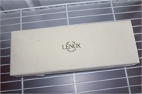 LENOX CAKE SERVER