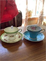 2 Aynsley cups and saucers