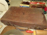 EARLY LEATHER SUIT CASE
