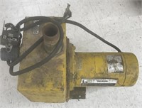 Sears deluxe centrifugal water pump