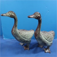 2 Brass Ducks, China