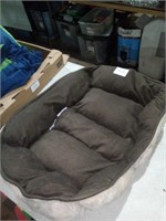 medium sized dog bed