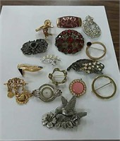 Brooches - 15
