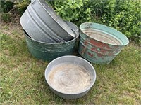 3 galvanized tub and one galvanized pan