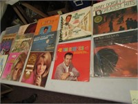 14 Vintage Records-33 1/3 RPM