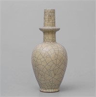 Ge-Type Bottle Vase