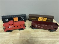 4 Lionel cars