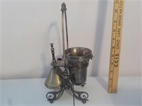 Quad plate cup w/ metal bell holder