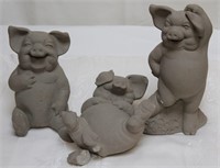 Gray Clay Three Pigs