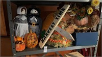 Shelf lot of fall/thanksgiving items