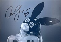 Autograph COA Ariana Grande Photo