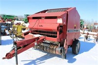 1983 CIH 3650 Round Baler #0100014U000717