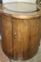 Round Mirror Top End Table w/ Cabinet
20 x 22t