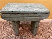 Primative 13.5 x 8 x 12 Stool