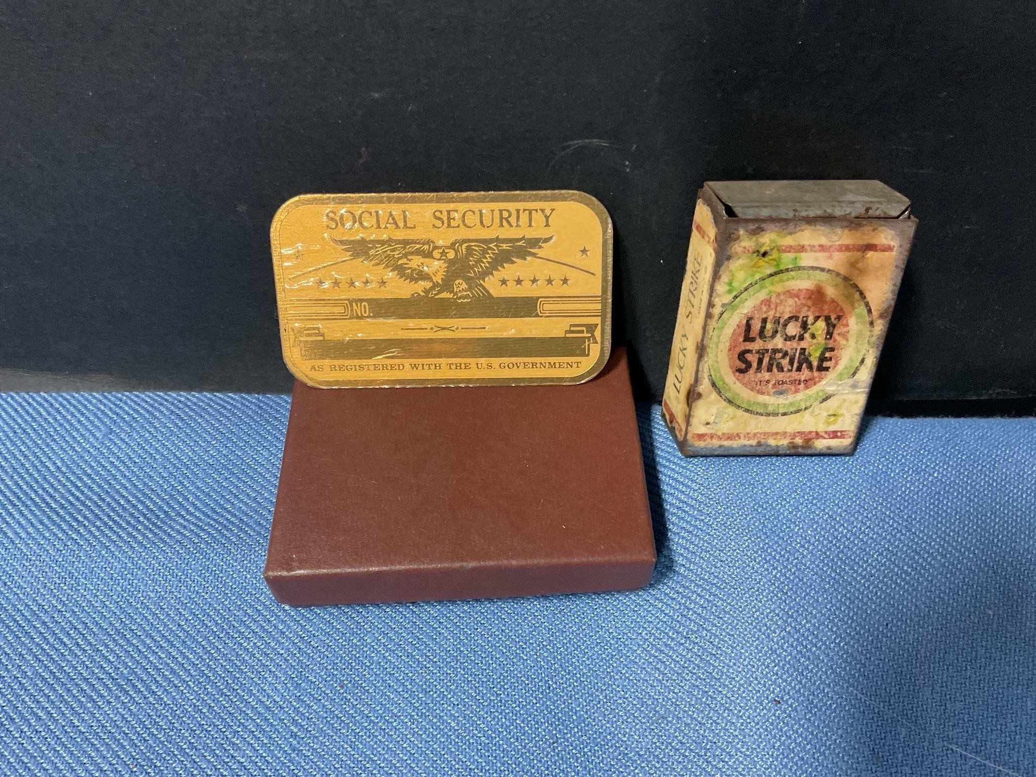 Lucky Strike traveling tray / S S CARD  plate