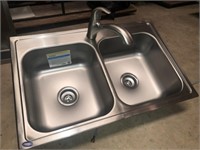 Moen Stainless Douible Sink & Faucets