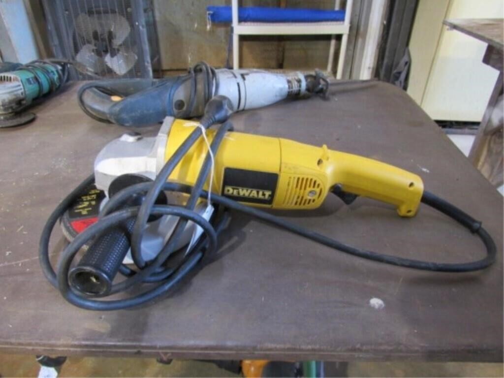 Dewalt DW840 7" grinder, working model