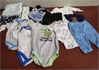 Newborn Boys Clothes-Aprox 15
