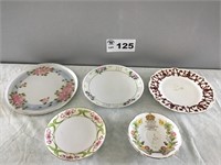 ASSORTED DECORATIVE PLATES