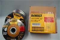 25 New Dewalt 4-1/2 Grinding Wheels