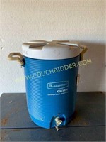 Rubbermaid water cooler
