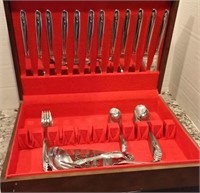 PARTIAL SET OF STAINLESS FLATWARE IN CASE
