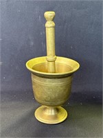 Vintage brass mortar & pestle