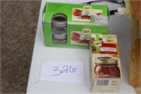 NIB 1/2 PINT CANNING JARS, 12 LIDS