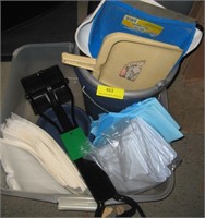 Tote of Dog Pads/Dust Pan/Scooper