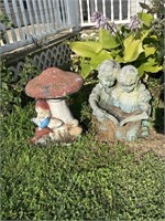 Outdoor lawn ornaments
