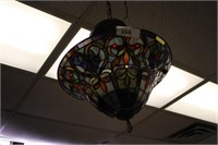 STAINED GLASS HANGING LAMP