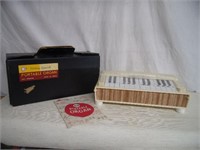 Vintage Sun Battery Operated Portable Organ