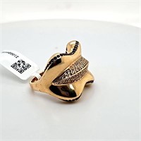 14KT Yellow Gold Woman's Ring
