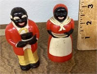 Pair of Black Americana salt & pepper shakers