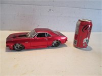 DIE CAST SHEVY CAMARO CAR