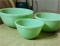 Set of 3 Jadeite mixing bowls