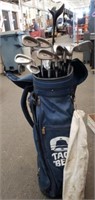 Taco Bell Golf Bag w/ Cleveland Tour Action