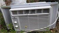 New? Arctic King window air conditioner unit
