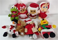 TRAY OF HOLIDAY & OTHER PLUSHIES