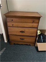 Three drawer dresser needs runners